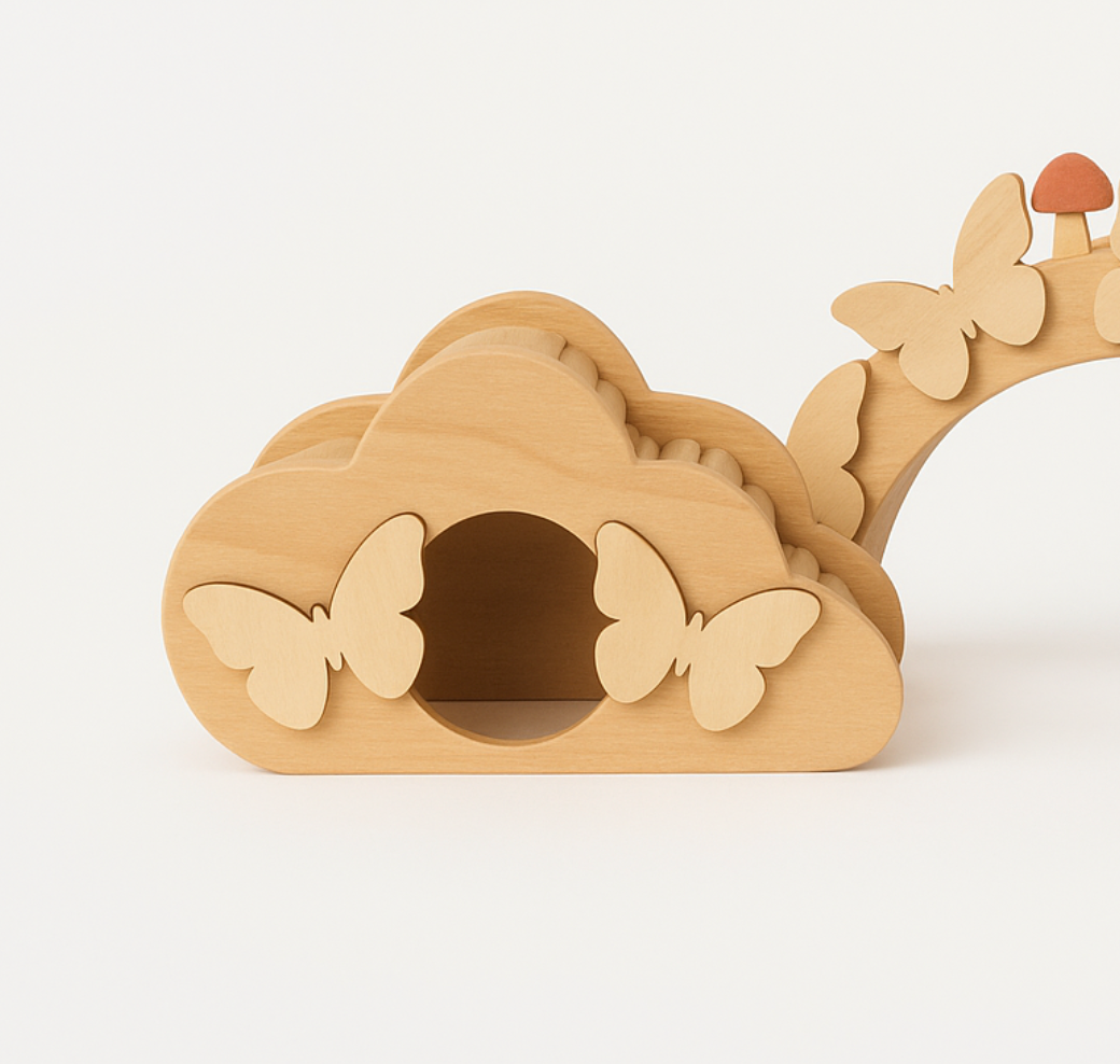 small hamser hide house